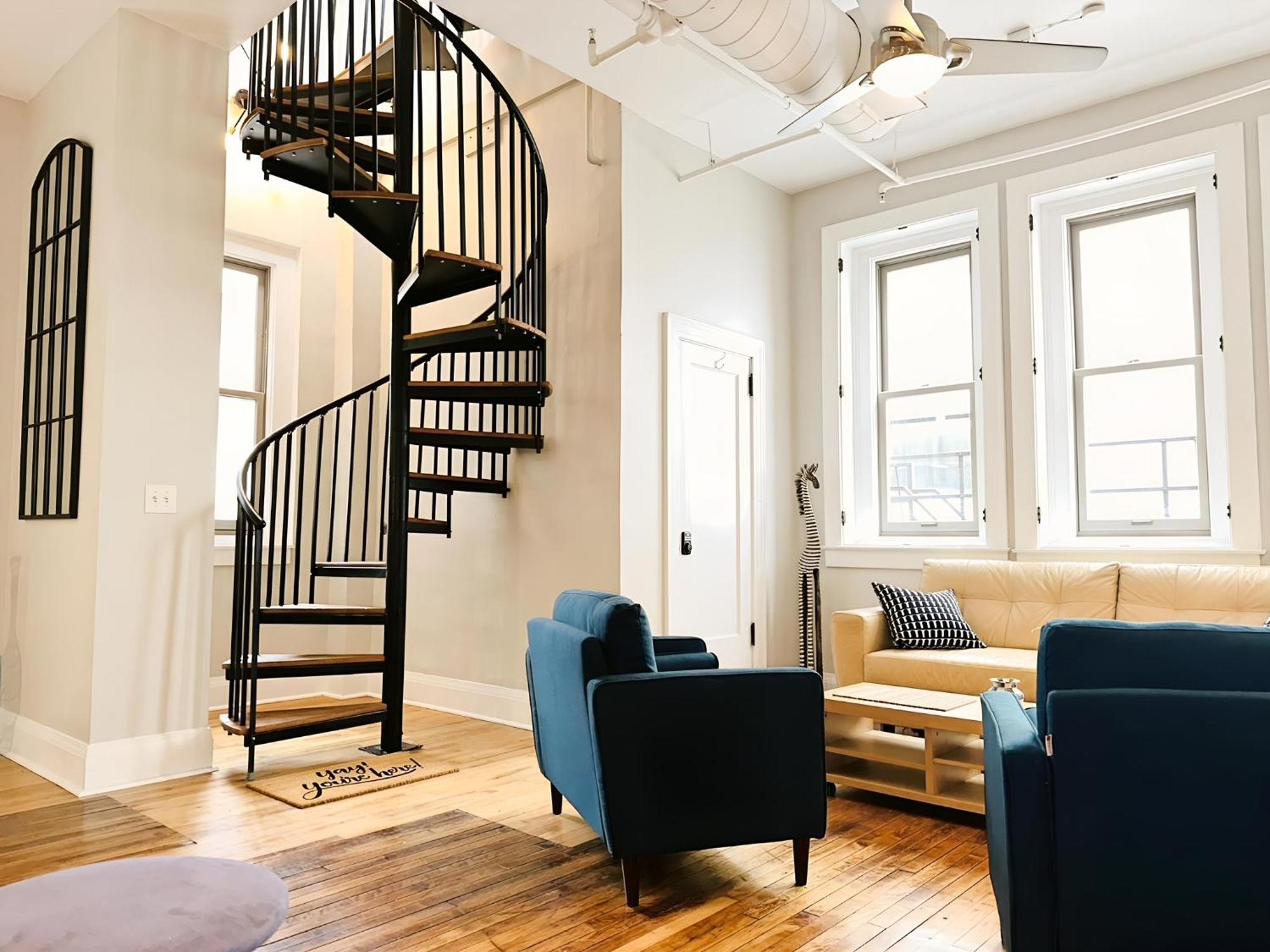 The Historic Lyric Penthouse With Private Rooftop Cincinnati Buitenkant foto