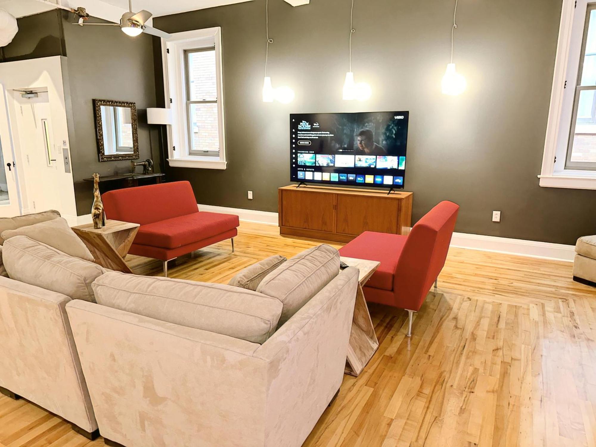 The Historic Lyric Penthouse With Private Rooftop Cincinnati Buitenkant foto