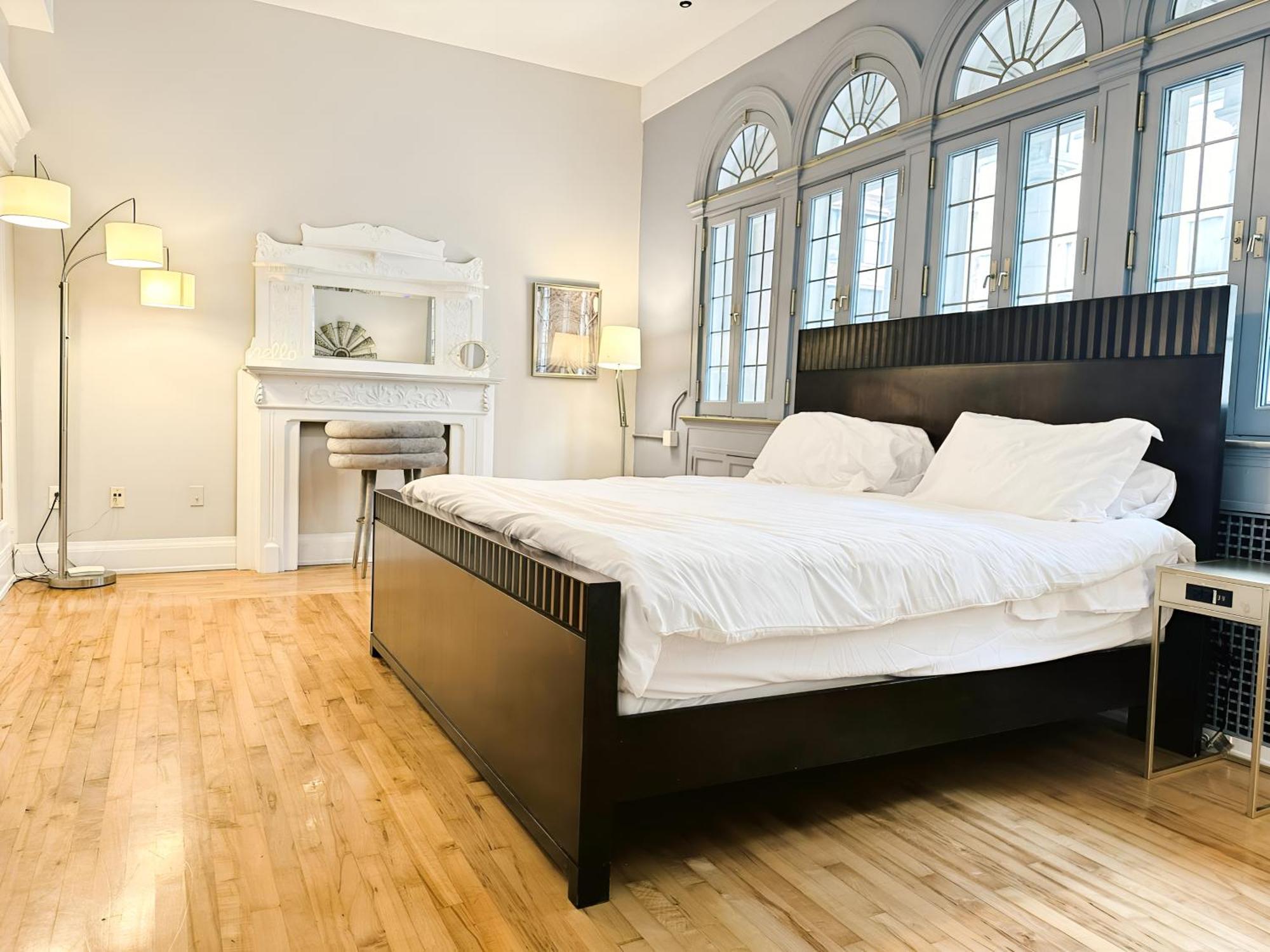 The Historic Lyric Penthouse With Private Rooftop Cincinnati Buitenkant foto