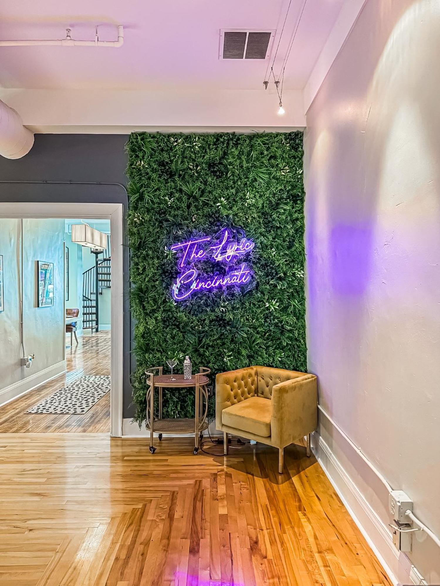 The Historic Lyric Penthouse With Private Rooftop Cincinnati Buitenkant foto